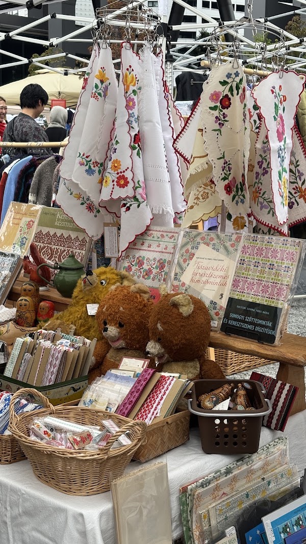 Shibuya antique market 4