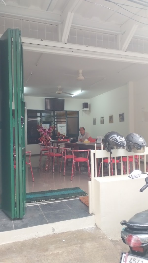 Nasi campur BABI 810 Kitchen 1