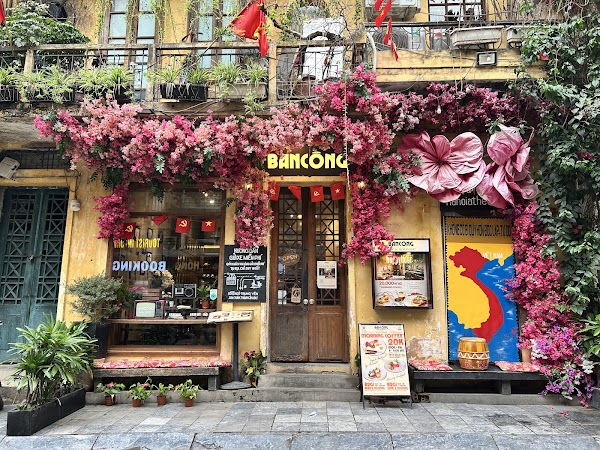 Bancông Cafe & Restaurant 3