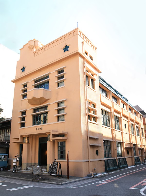 GEAR /Non-Verbal theatre 3