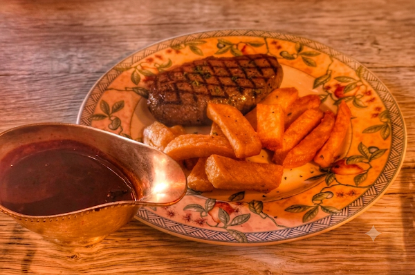 Maggie Jones's Restaurant 2