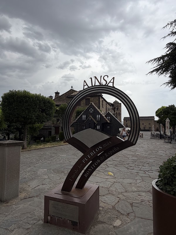 Plaza Mayor Ainsa 5