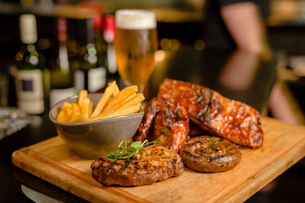 Flame Bar & Grill 5