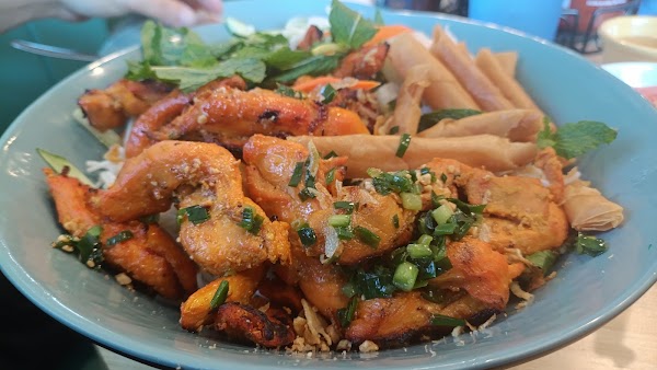Quán Nem Ninh Hòa Restaurant 3