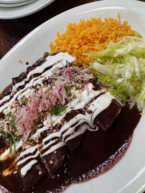5 Rabanitos Restaurante & Taqueria 4