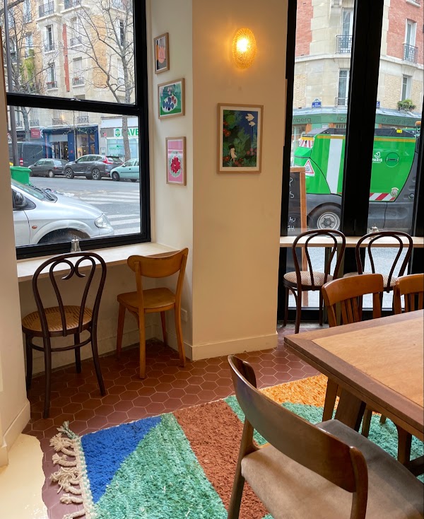 Magic Carpet Café