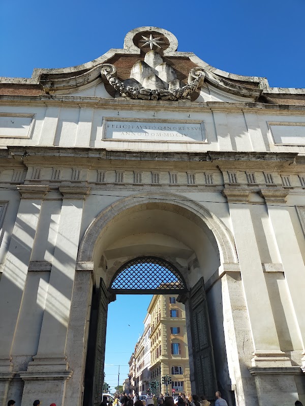 Piazza del Popolo 4