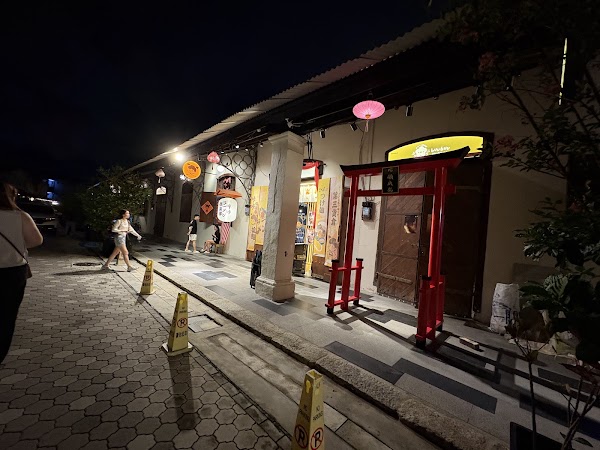 The Courtyard Beach Street 4
