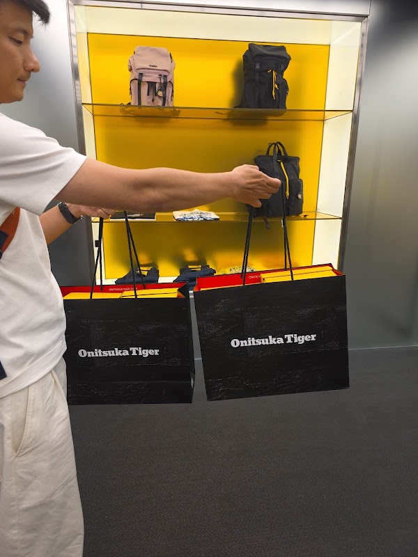 Onitsuka Tiger Omotesando Yellow Concept 4