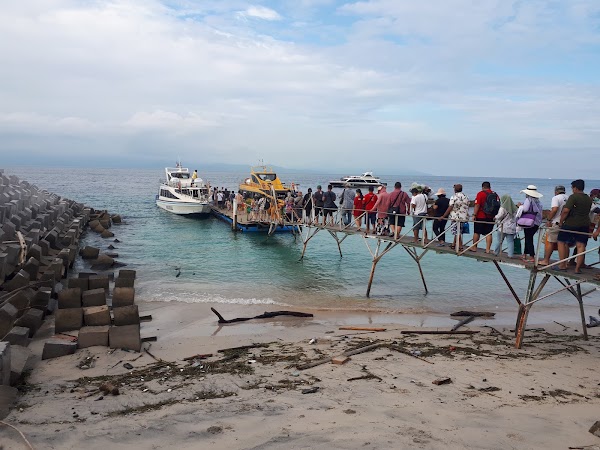 Pelabuhan Tradisional Sampalan