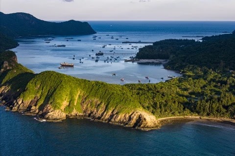 Con Son Island 2