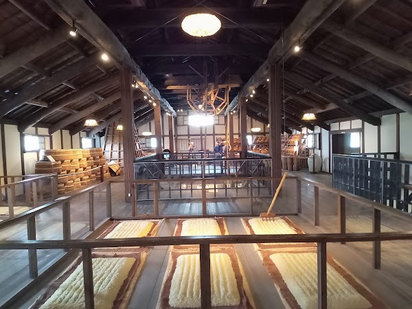 Hakutsuru Sake Brewery Museum 3