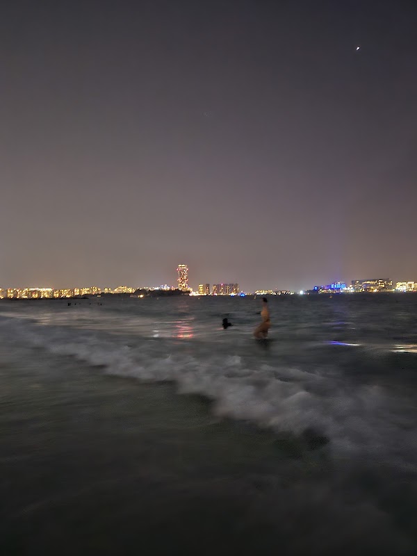 Black palace beach 2