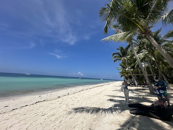 Dumaluan Beach