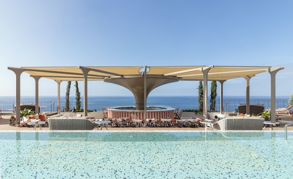 NEXT Hotel 2