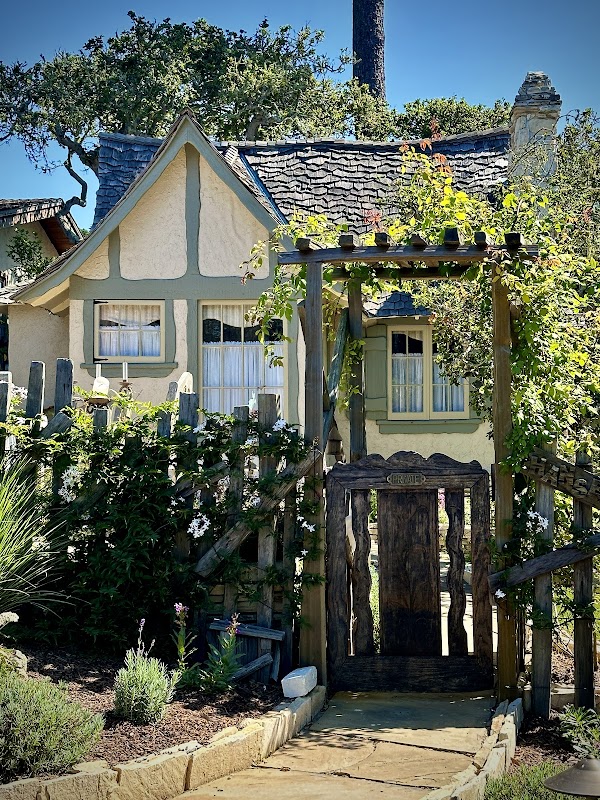 Hansel and Gretel Cottages 5