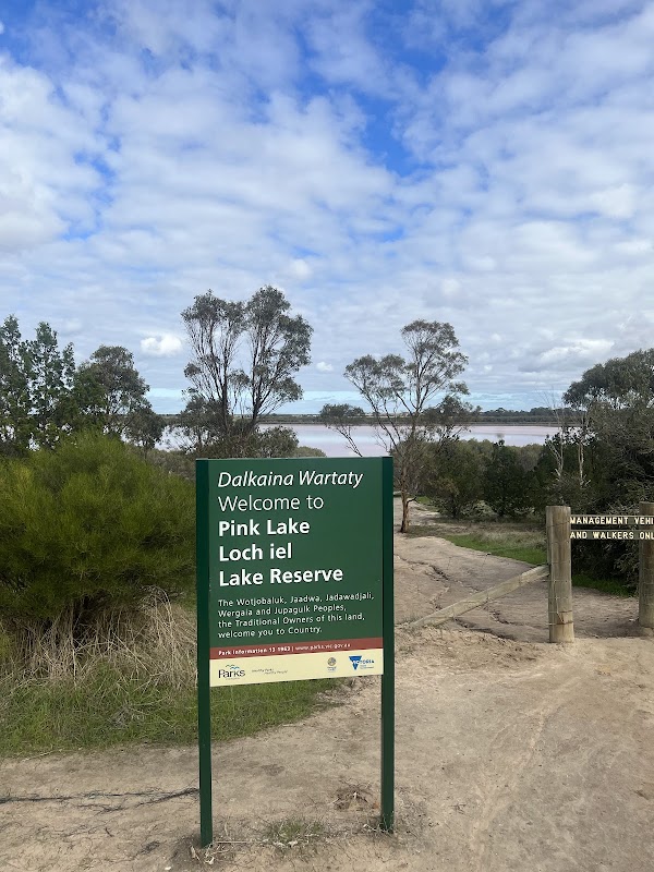 Pink Lake Dimboola 4