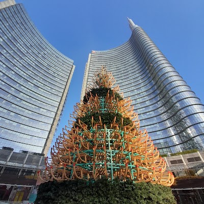 Piazza Gae Aulenti