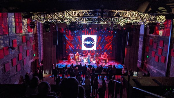 BNH Stage