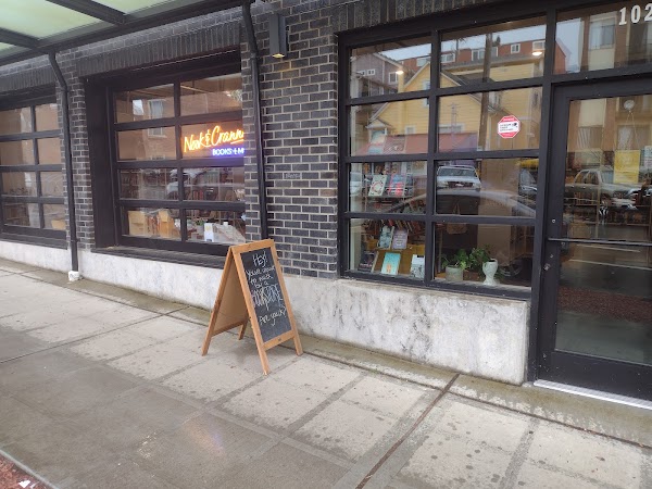 Nook & Cranny Books 1