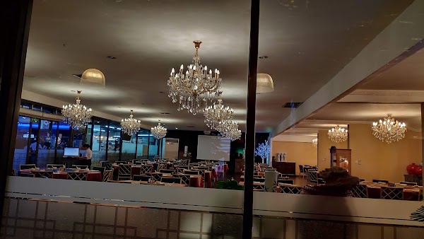 B Couple Food Culture Restaurant 1