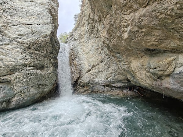 Barrett-Stoddard Canyon Falls