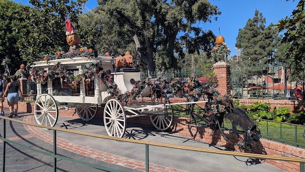 New Orleans Square 1
