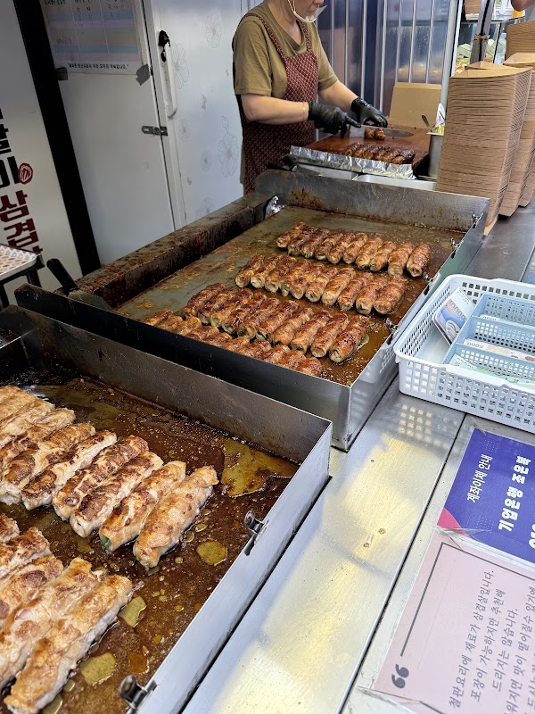Wolhwa Kimchimari Samgyeopsal