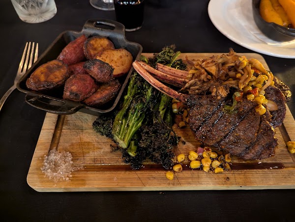 Hamilton's Urban Steakhouse & Bourbon Bar 3