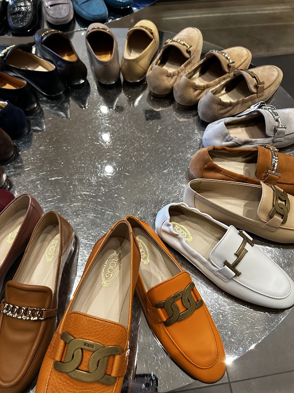 TOD'S Boutique 3