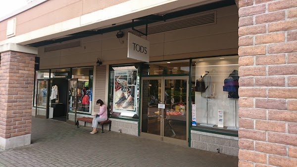 TOD'S Boutique 2