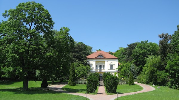 György Villa