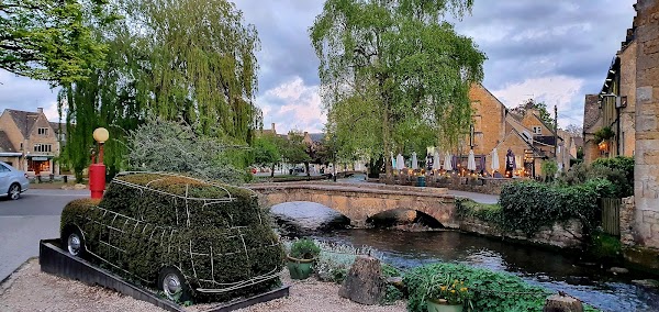 Bourton-on-the-Water 2
