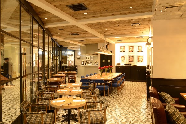 BISTRO CAFE LADIES & GENTLEMEN