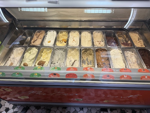 Gelateria Alaska 4
