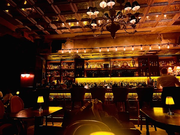 Bellboy Bar 4