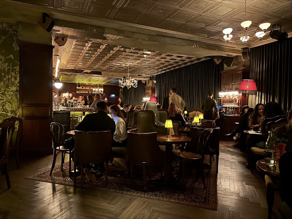 Bellboy Bar 3