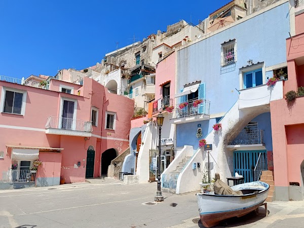Via Marina di Corricella 5