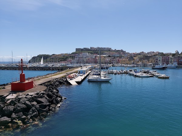 Via Marina di Corricella 3