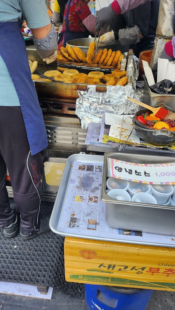Namdaemun Japchae Hotteok 4