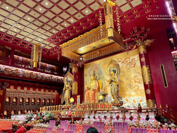 Buddha Tooth Relic Temple 5