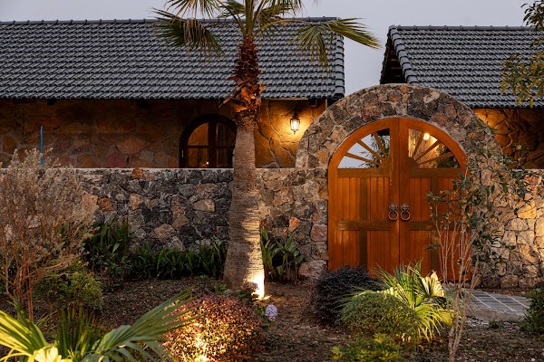 Cháy Mountain Retreat Ninh Bình