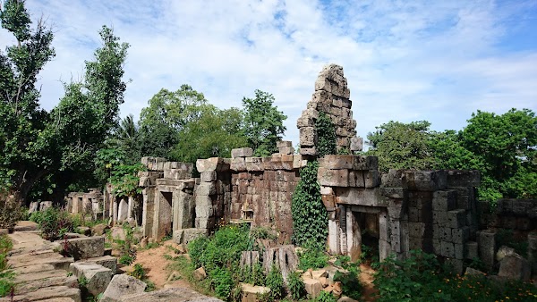 Ek Phnom Pagoda 4