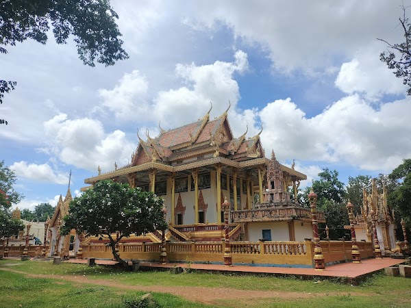Ek Phnom Pagoda 2