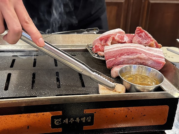 Hongdae Korean BBQ Jeju Special house 4