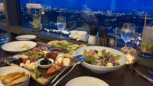 Elementi Rooftop Restaurant & Bar 3