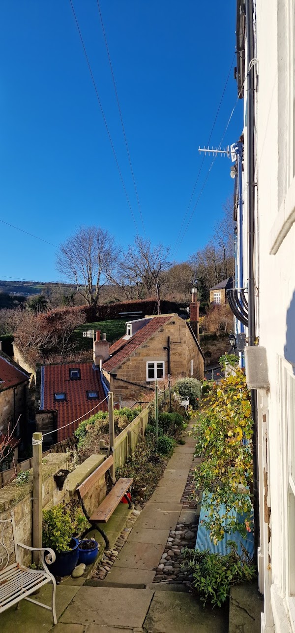 Robin Hood's Bay 5