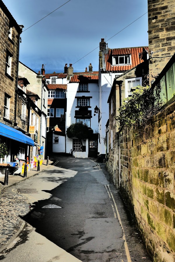 Robin Hood's Bay 2