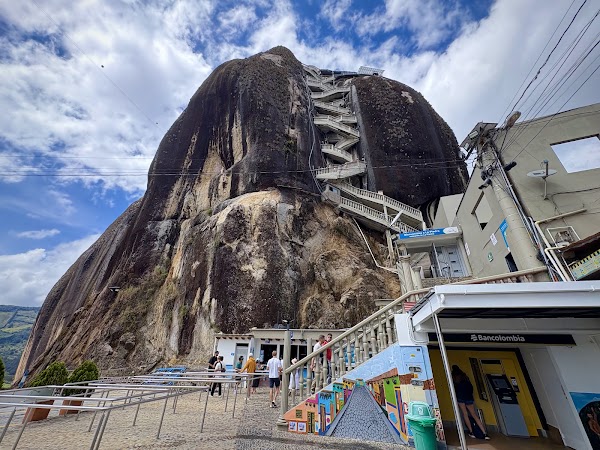La Piedra Del Peñol 3