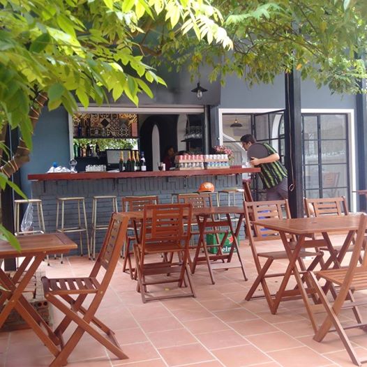 Cousins Restaurant Đào Tấn